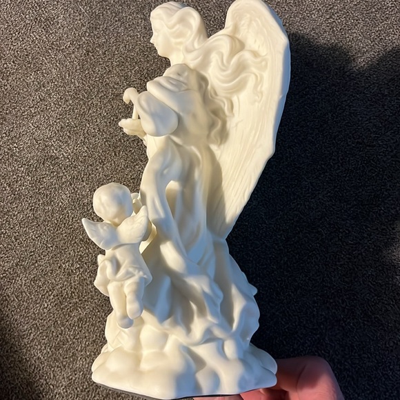 Partylite 8.25" Angel Candleholder with Cherubs, Ivory Bisque Porcelain -$18 - Picture 7 of 11